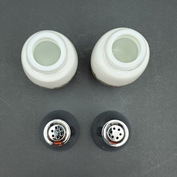 Gemco Spice of Life Salt & Pepper Shakers Corningware Spice of Life Shakers - Picture 7 of 10